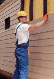 How To Choose The Right Materials for Your Siding Installation in 'Lyndonville, VT